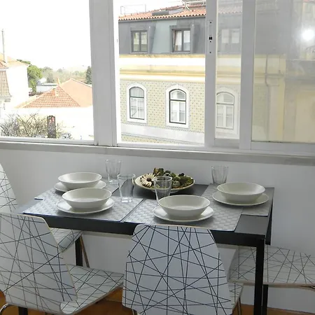 Campo D' Ourique Apartment